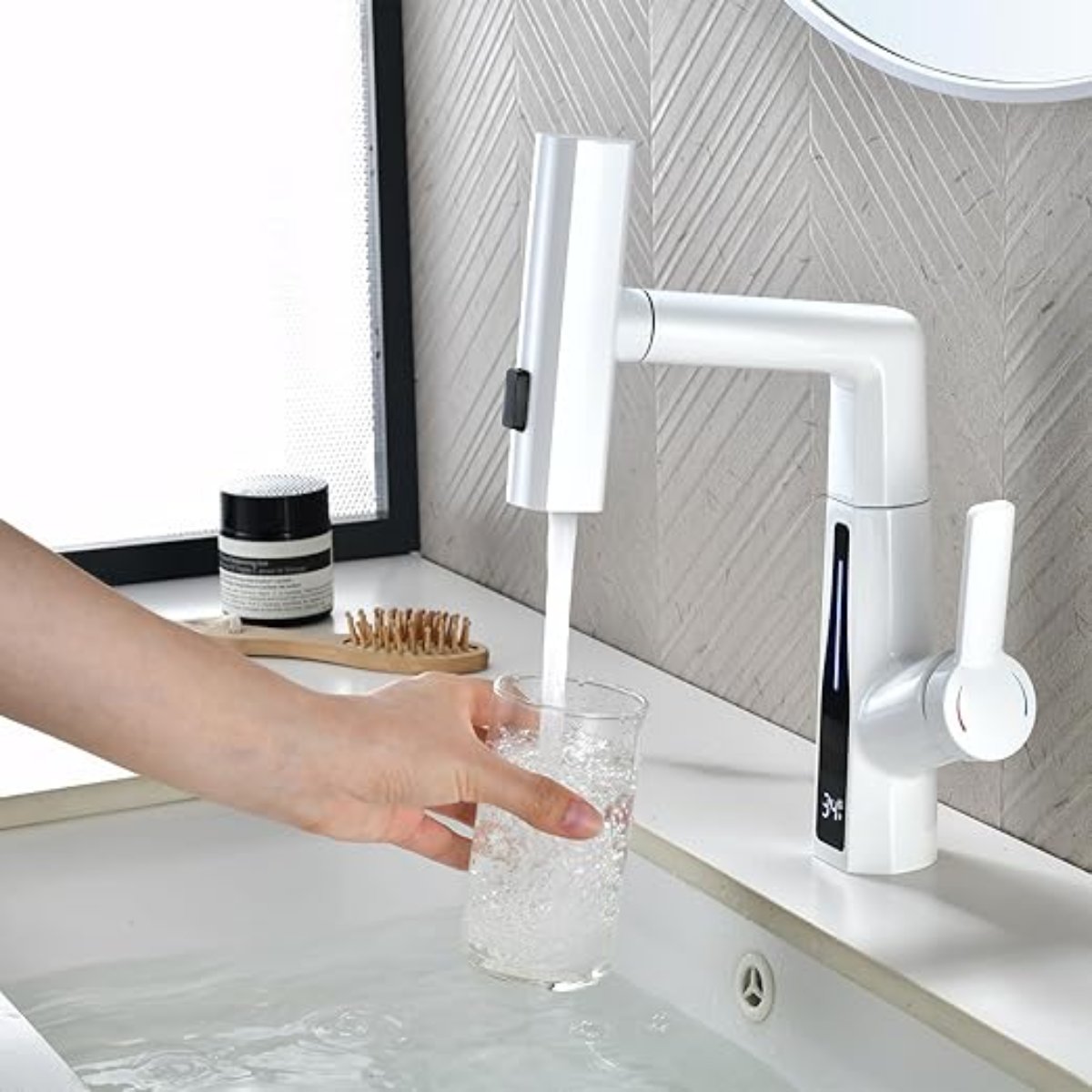 LED Temperature-Display Water Faucet